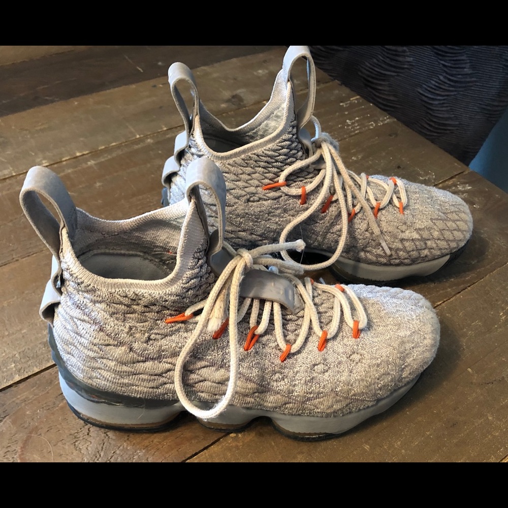 Boys Nike Lebrons size 4